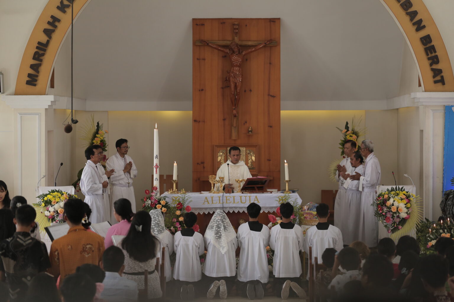 Gereja Katolik Santa Melania Bandung